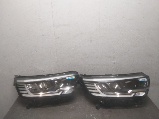 LAMPA FAR PREDNJA STRANA DESNA RENAULT KANGOO IV 4 FULL LED 260103264R