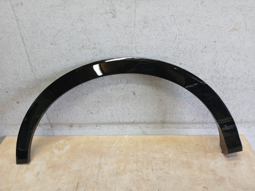 BLATOBRAN LAJSNA POKLOPAC DESNA STRANA ZADNJI AUDI Q3 S LINE 83A853818A