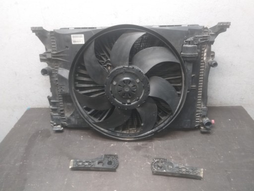 HLADNJAK VODE KLIME VENTILATOR MERCEDES A B KLASA W176 W246 A2465000054