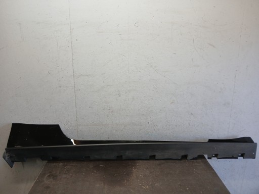 PRAG LAJSNA PRAGA POKLOPAC DESNA STRANA FORD MUSTANG VI 6 15- FR3B-6310154-A