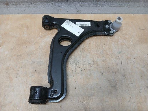 VILICA PREDNJA STRANA DESNA OPEL ASTRA H 3 III ZAFIRA B MERIVA 24454478