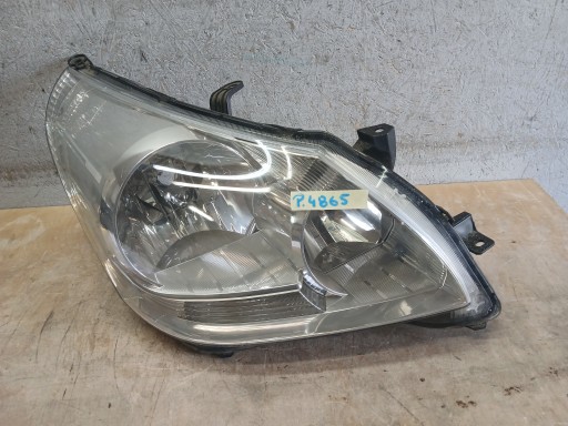 LAMPA FAR PREDNJA STRANA DESNA TOYOTA VERSO 09- 81110-0F090