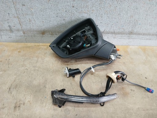 RETROVIZOR LIJEVA SEAT ATECA 13+2PIN