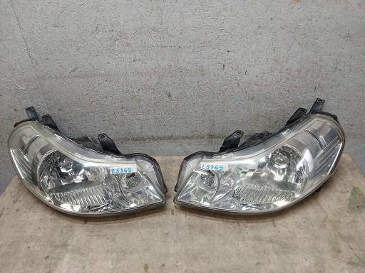 LAMPA FAR LAMPE FAROVI  PREDNJA STRANA DESNA LIJEVA SUZUKI SX4 FIAT SEDICI 100-59135 100-59136