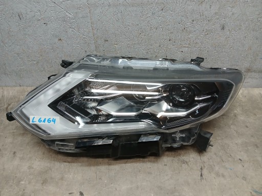 LAMPA FAR PREDNJA STRANA LIJEVA NISSAN X-TRAIL X TRAIL T32 REDIZAJN FULL LED