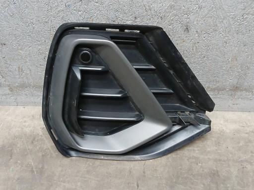 BRANIK PREDNJA STRANA DESNA MREŽICA AUDI Q3 83A S LINE 83A807682D