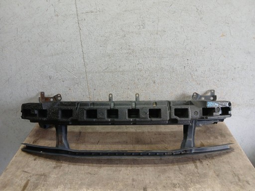 GREDA BRANIKA PREDNJA STRANA VW PASSAT B6 3C0