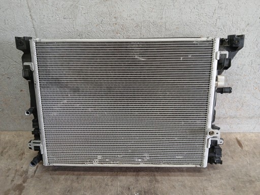 HLADNJAK VODE KLIMA KLIMATIZACIJE RENAULT ZOE 921007736R 214104950R HLADNJAK VODE KLIMA KLIMATIZACIJE RENAULT ZOE 921007736R 214104950R