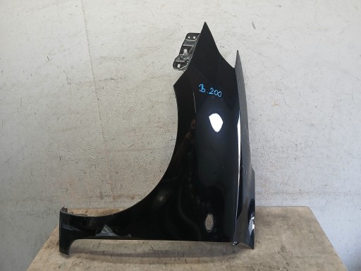 BLATOBRAN PREDNJA STRANA LIJEVA SUZUKI SWIFT MK8