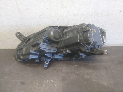 LAMPA FAR PREDNJA STRANA DESNA VW PASSAT B7 XENON ZAKRETNI 3AB941752