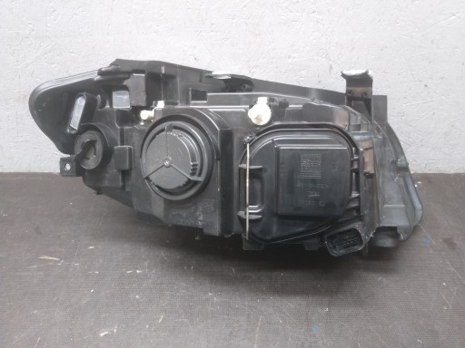 LAMPA FAR PREDNJA STRANA LIJEVA BMW X1 E84 REDIZAJN 7290233-05