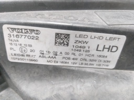 LAMPA FAR PREDNJA STRANA LIJEVA VOLVO V40 II 2 FULL LED 31677022
