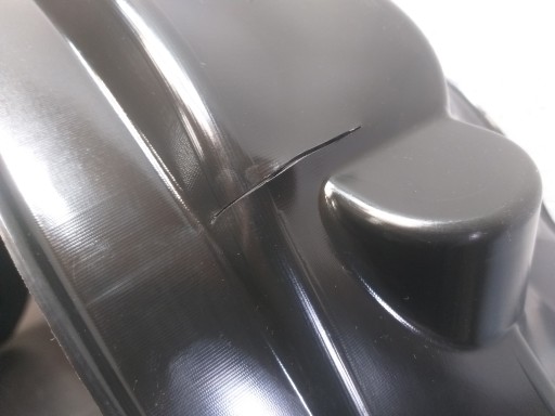 PVC BLATOBRANA DESNA STRANA PREDNJA SUZUKI SPLASH 72321-51K0R PVC BLATOBRANA DESNA STRANA PREDNJA SUZUKI SPLASH 72321-51K0R