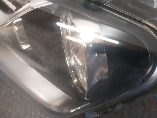 LAMPA FAR PREDNJA STRANA LIJEVA VW AMAROK 2H1941015M