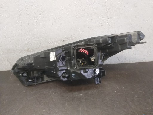 LAMPA FAR PREDNJA STRANA DESNA RENAULT ZOE REDIZAJN FULL LED 26010 2384R