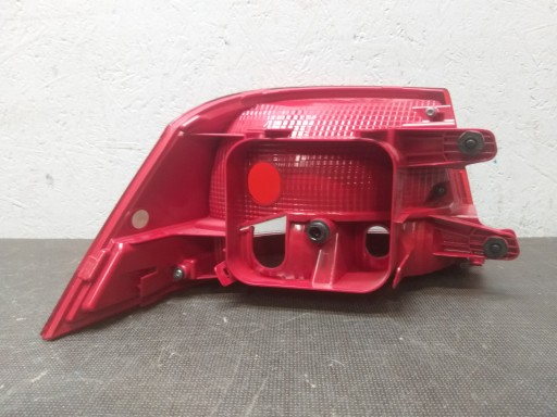 LAMPA FAR ZADNJI DESNA STRANA VW PASSAT B7 LIMUZINA / SEDAN 3AE945096F