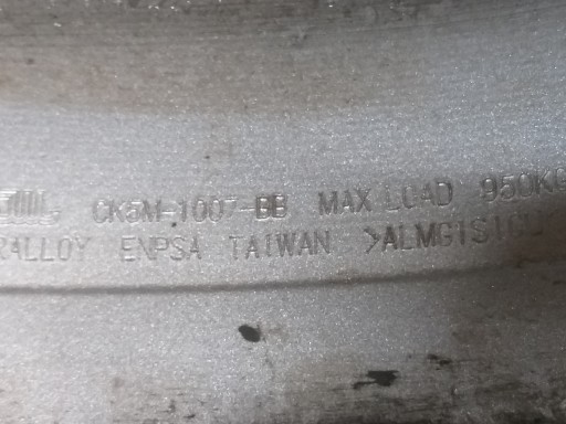 FELGA ALUMINIJSKA LAND RANGE ROVER 9,5J 22