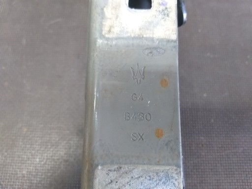 HAUBA NOSAČ / ŠKARE PREDNJA STRANA PRWY MASERATI GHIBLI