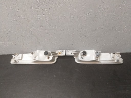 LAMPA FAR ZADNJI LIJEVA STRANA ILI DESNA BRANIK HONDA CRV CR V 12- LAMPA FAR ZADNJI LIJEVA STRANA ILI DESNA BRANIK HONDA CRV CR V 12-