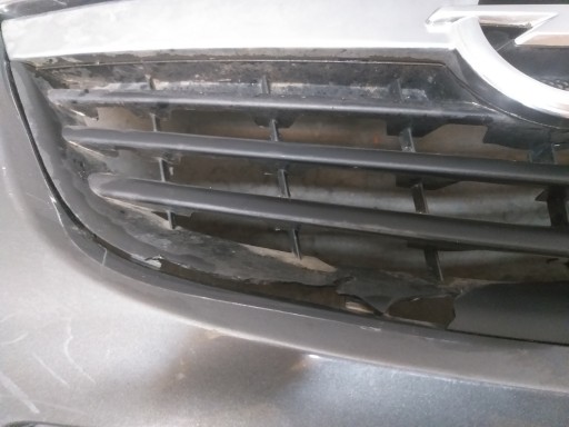BRANIK PREDNJA STRANA OPEL MERIVA B