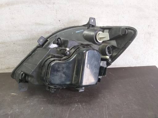 LAMPA FAR PREDNJA STRANA DESNA MERCEDES SPRINTER W906 06-14 LAMPA FAR PREDNJA STRANA DESNA MERCEDES SPRINTER W906 06-14