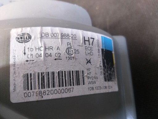 LAMPA FAR PREDNJA STRANA DESNA MERCEDES CLK W209