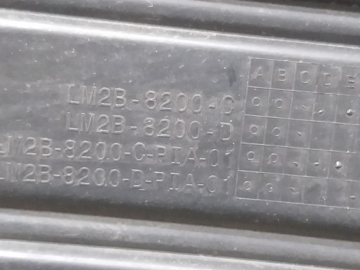 BRANIK PREDNJA STARIRANA MREŽICA SREDNJA FORD GALAXY MK4 REDIZAJN STARI LM2B-8200-C