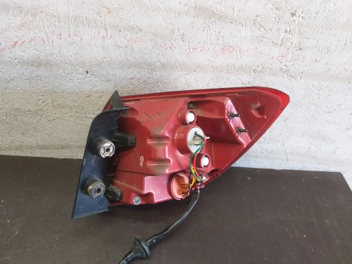 LAMPA FAR ZADNJI LIJEVA STRANA KIA RIO IV 4 16- (5 VRATA)