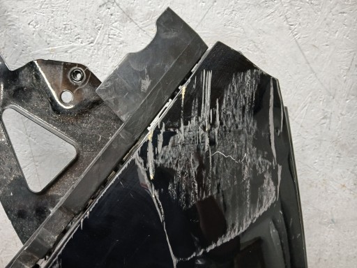 BLATOBRAN PREDNJA STRANA LIJEVA PEUGEOT PARTNER CITROEN BERLINGO IV 4 OPEL COMBO E