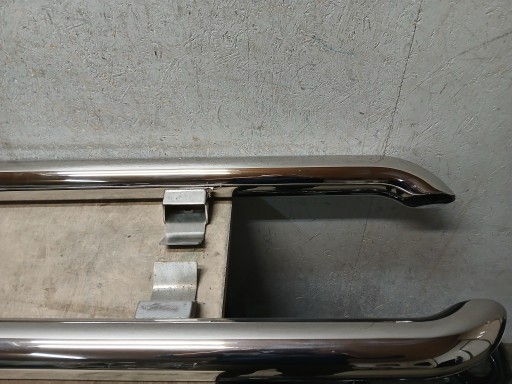 PRAG STUPANJ ZAŠTITNE CIJEVI LIJEVA STRANA DESNA VW AMAROK 2H0 2H0071693A