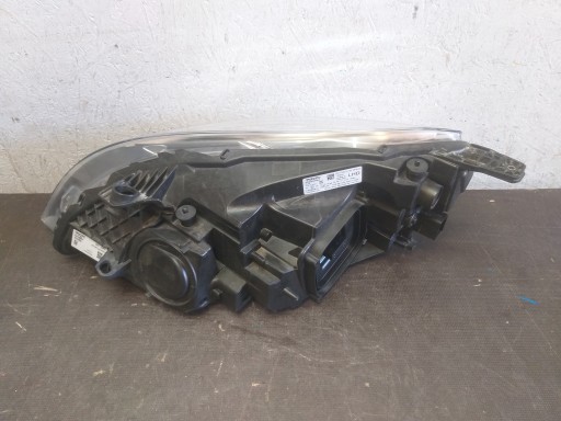 LAMPA FAR PREDNJA STRANA DESNA VOLVO V40 REDIZAJN 16- FULL LED 32228484