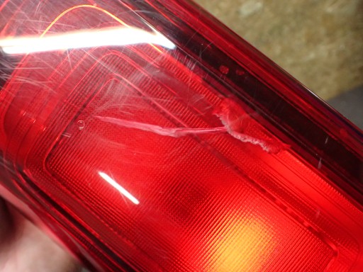 LAMPA FAR LAMPE FAROVI  ZADNJI RENAULT TRAFIC OPEL VIVARO 14-
