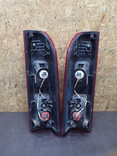 LAMPA FAR LAMPE FAROVI  ZADNJI RENAULT TRAFIC OPEL VIVARO 14-