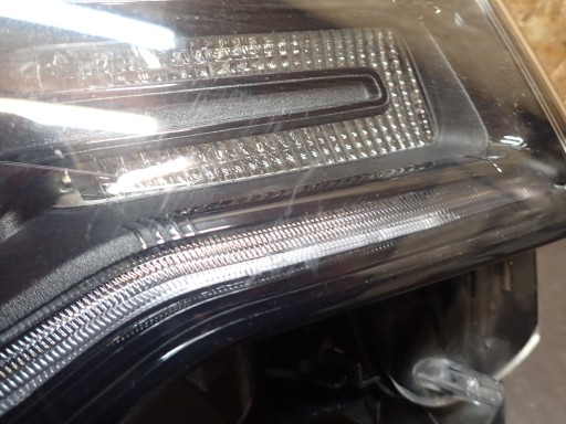 LAMPA FAR PREDNJA STRANA DESNA JEEP GRAND CHEROKEE WK2 SRT REDIZAJN 17- LAMPA FAR PREDNJA STRANA DESNA JEEP GRAND CHEROKEE WK2 SRT REDIZAJN 17-