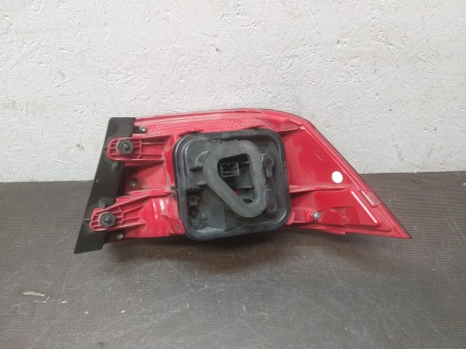 LAMPA FAR ZADNJI LIJEVA STRANA VW PASSAT B7 LIMUZINA / SEDAN 3AE945095C