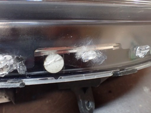 LAMPA FAR PREDNJA STRANA DESNA HYUNDAI I40 REDIZAJN XENON LED