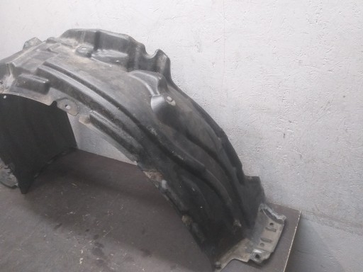 BLATOBRAN PREDNJA STRANA PVC BLATOBRANA LIJEVA TOYOTA PRIUS IV 4 15- 53876-47110
