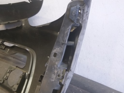 BRANIK PREDNJA STRANA TOYOTA PRIUS REDIZAJN 12-