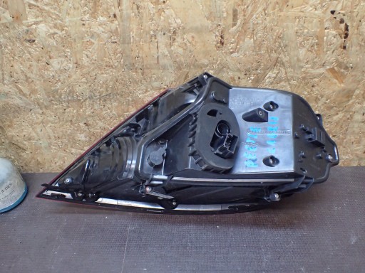 LAMPA FAR ZADNJI LIJEVA STRANA VW BEETLE CABRIO 5C3945095S LAMPA FAR ZADNJI LIJEVA STRANA VW BEETLE CABRIO 5C3945095S