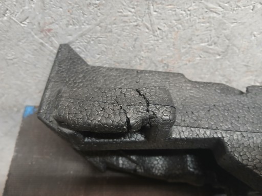 GREDA ABSORBER BRANIKA PREDNJA STRANA PEUGEOT RIFTER REDIZAJN OPEL COMBO E 9855991480