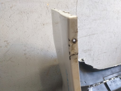 BRANIK PREDNJA STRANA FIAT TALENTO 16-