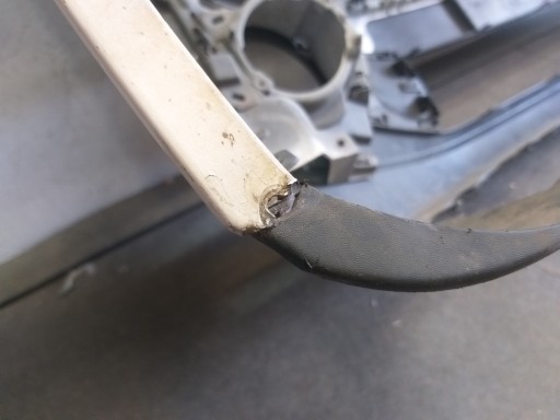 BRANIK PREDNJA STRANA FIAT TALENTO 16-