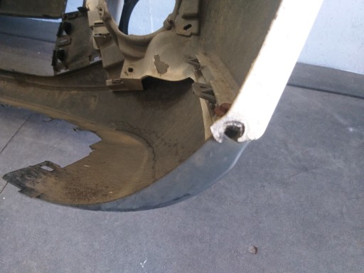 BRANIK PREDNJA STRANA FIAT TALENTO 16-