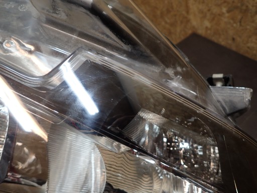 LAMPA FAR PREDNJA STRANA DESNA PEUGEOT EXPERT 16- 9808572580-00
