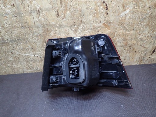 LAMPA FAR ZADNJI LIJEVA STRANA SEAT ALHAMBRA REDIZAJN 15- LED LAMPA FAR ZADNJI LIJEVA STRANA SEAT ALHAMBRA REDIZAJN 15- LED