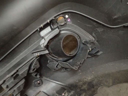 BRANIK PREDNJA STRANA RENAULT KADJAR BRANIK PREDNJA STRANA RENAULT KADJAR