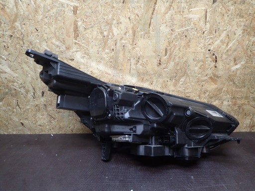 LAMPA FAR PREDNJA STRANA LIJEVA FORD C MAX MK2 REDIZAJN BI XENON ZAKRETNI
