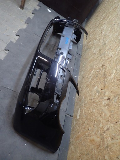 BRANIK PREDNJA STRANA VW EOS