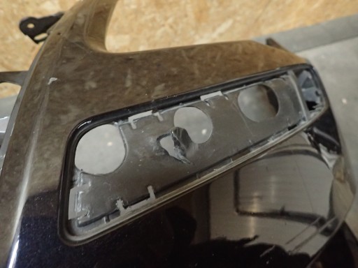 BRANIK PREDNJA STRANA VW EOS