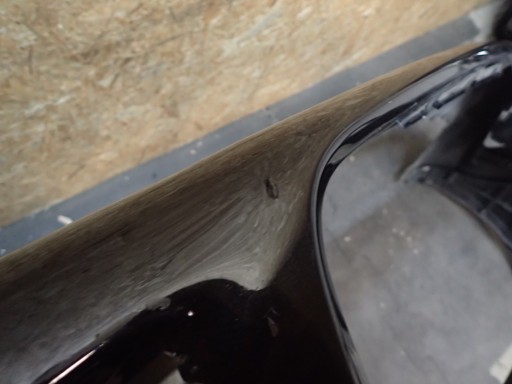 BRANIK PREDNJA STRANA VW EOS